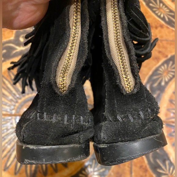 Minnetonka High Top Back Zip Boot - Picture 7 of 9